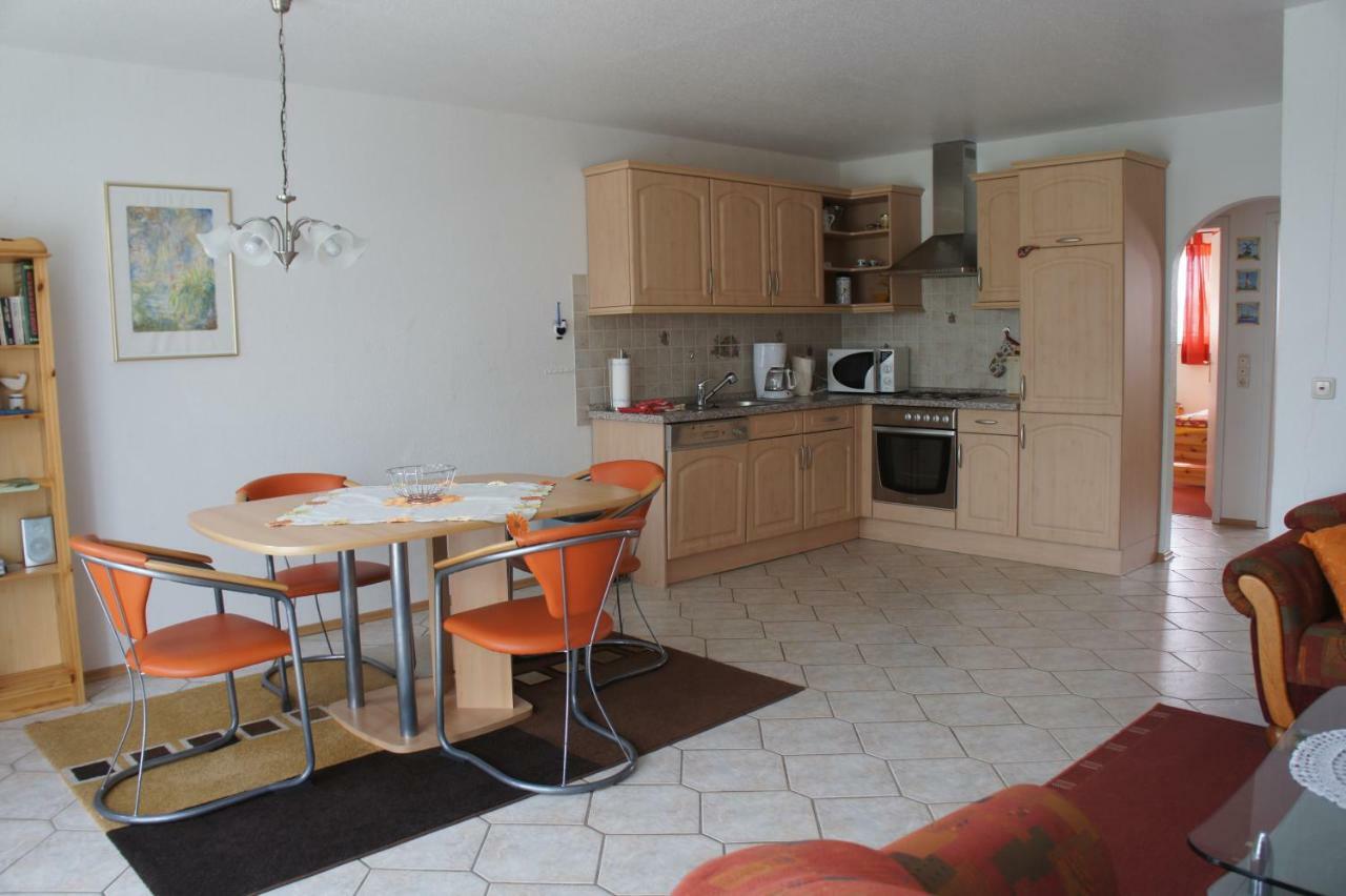 Apartment Ferien- Und Reiterparadies Vosshoernerhof Neuschoo